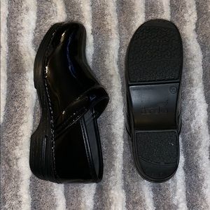 Dansko Xp Clogs